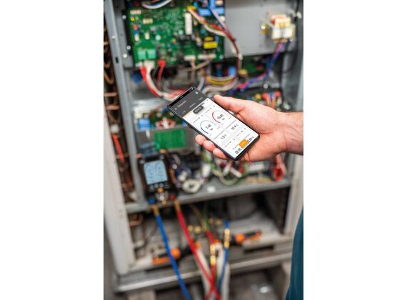 Testo 550S Basis set -(BRL100) Slimme digitale manifold met tang-temperatuurvoelers met kabel 05645501