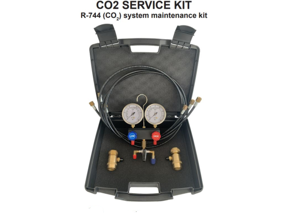 CO2 SERVICE KIT AUTOMOTIVE FORD/VAG & MERCEDES R-744 